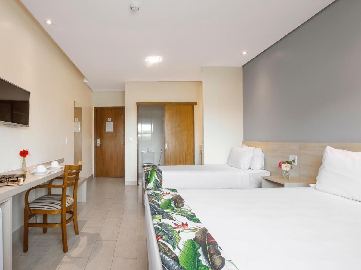Valinhos Plaza Hotel Esterno foto